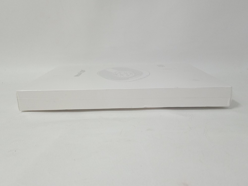 Mouse Jigger: Ultra Slim Mouse Mover (LZD-Q1) White