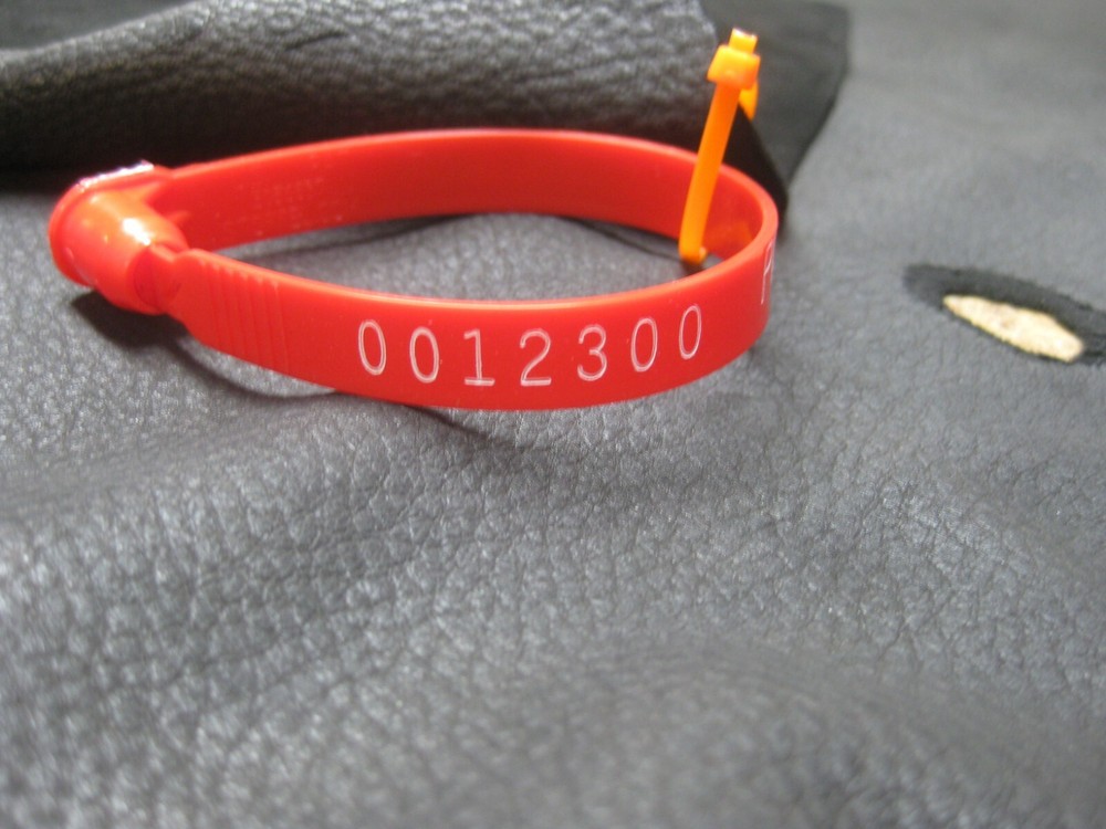 Top Grain Deer Leather # 0012300 Row 121