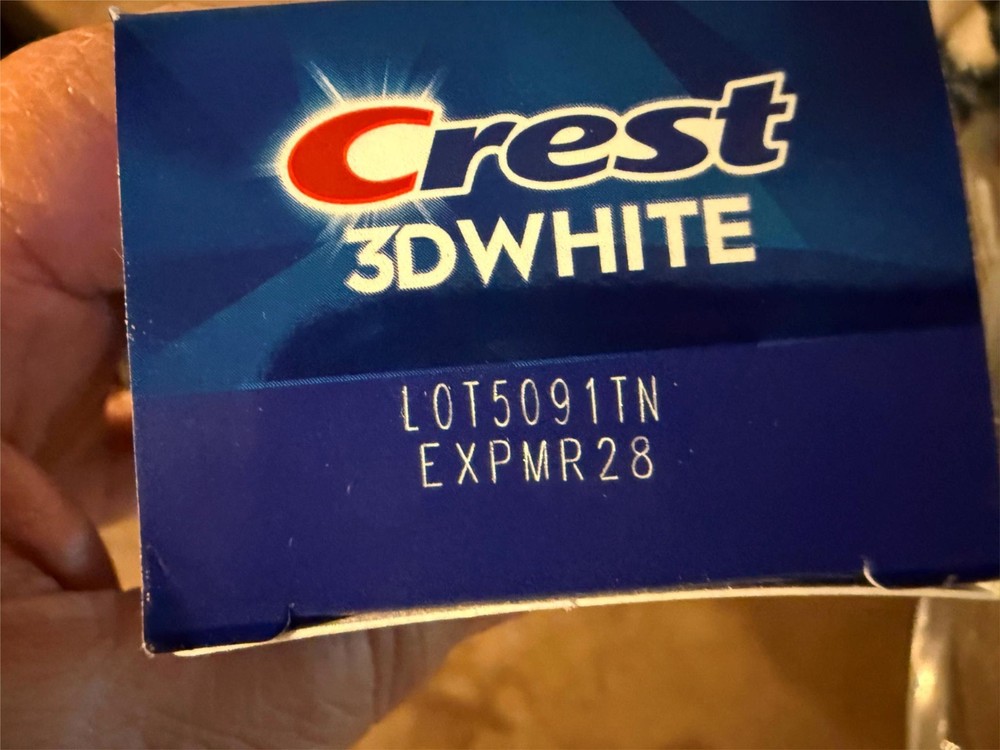 (3) Crest 3D White Advanced Toothpaste Arctic Fresh 2.4 & 3.3 oz Exp 03/2028