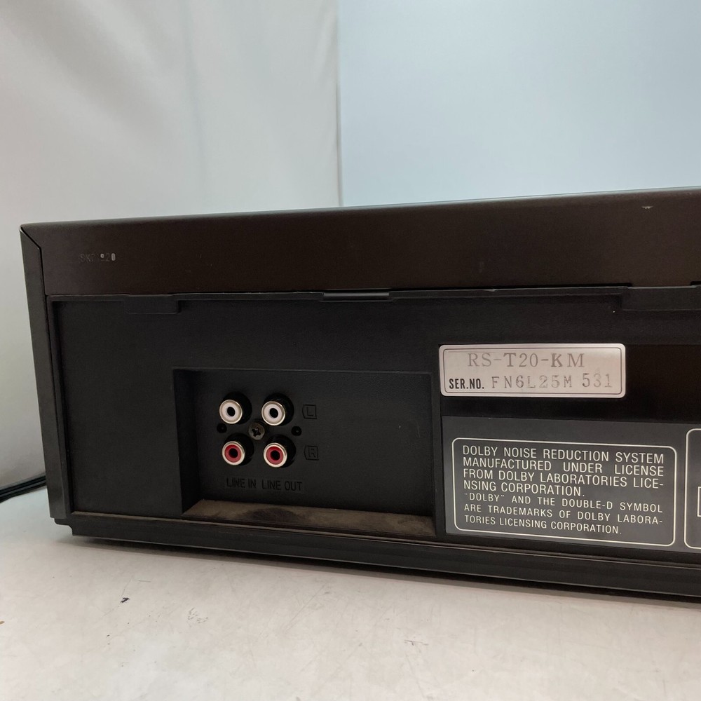 Technics Model RS-T20 Cassette Deck TESTED WORKS FOR PARTS ONLY PLEASE READ