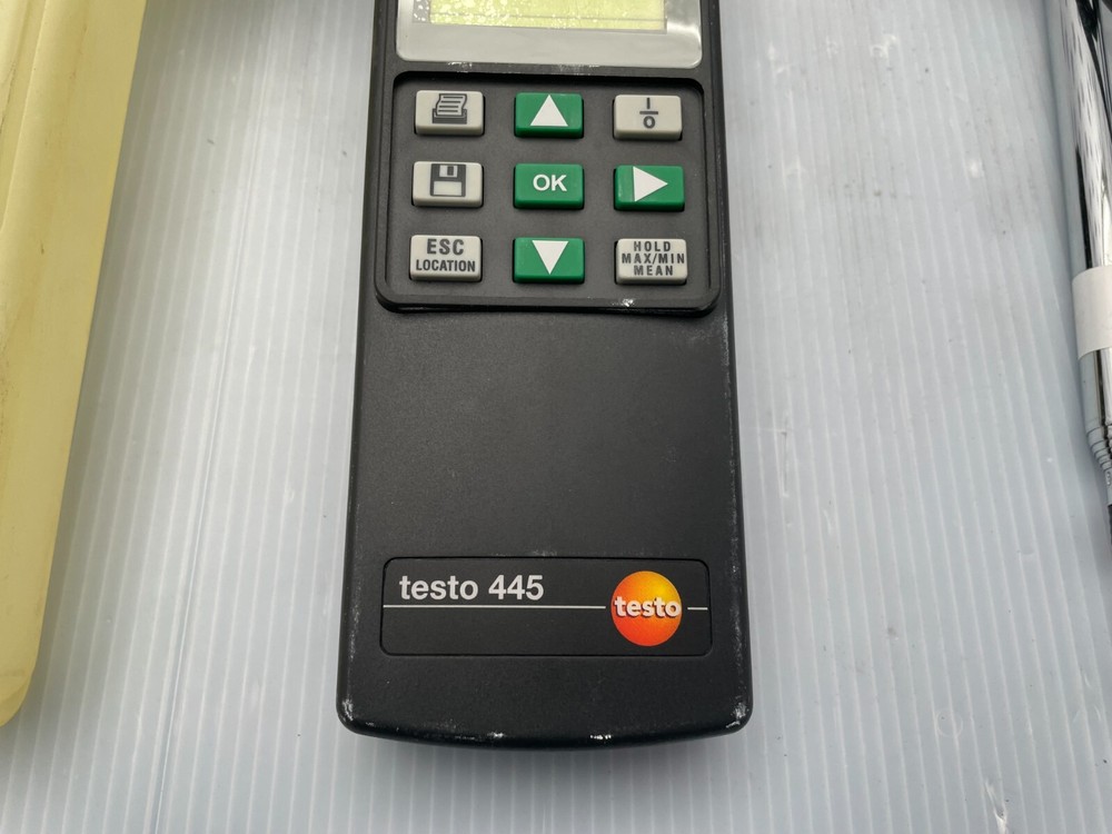 Testo 445 Multifunction Datalogger with Probe