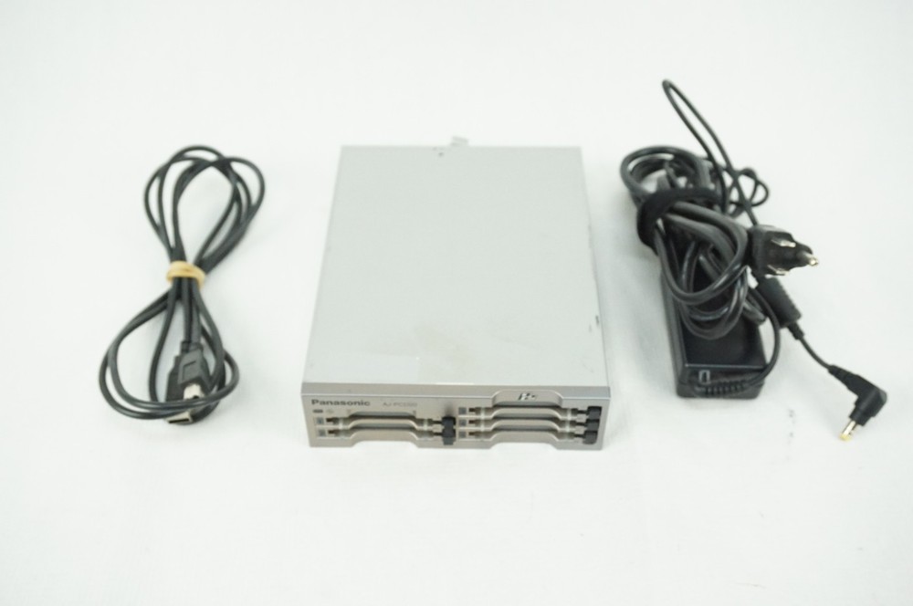 Panasonic AJ-PCD20 Card Reader 5 Slot FW800 USB with Cables
