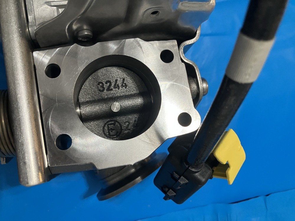 OEM Paccar 2412200 Egr Control Valve