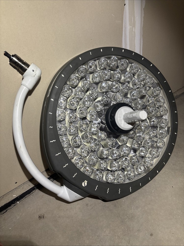 Steris Harmony LED 585 Surgical Lighting and Visualization System (For Part)