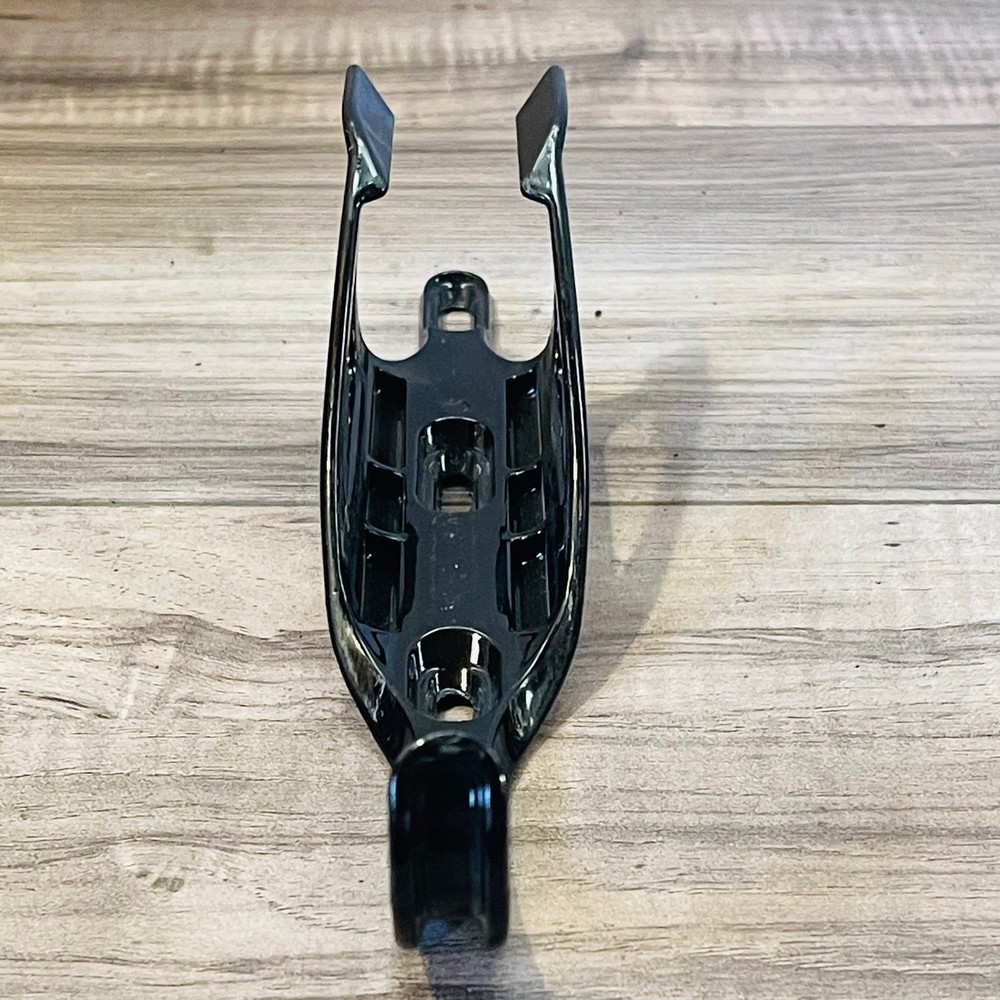 Specialized Virtue Aero Bottle Cage Gloss Black NO BOTTLE