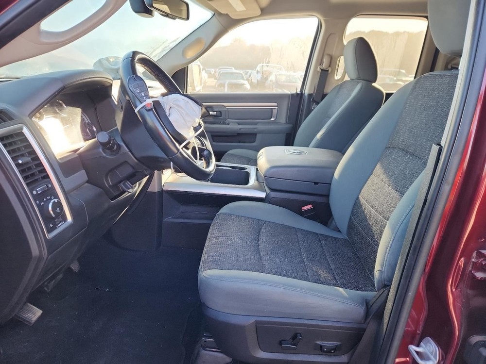 TDODR1500 2018 Glove Box 4918616