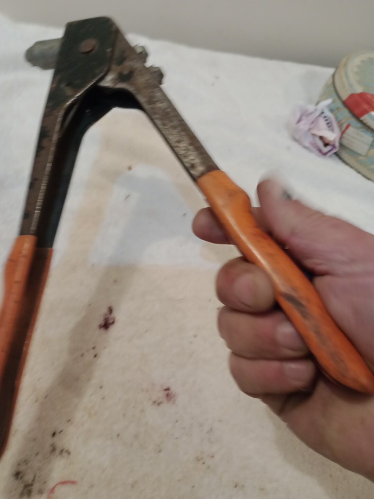 Vintage Rivet Gun good working order