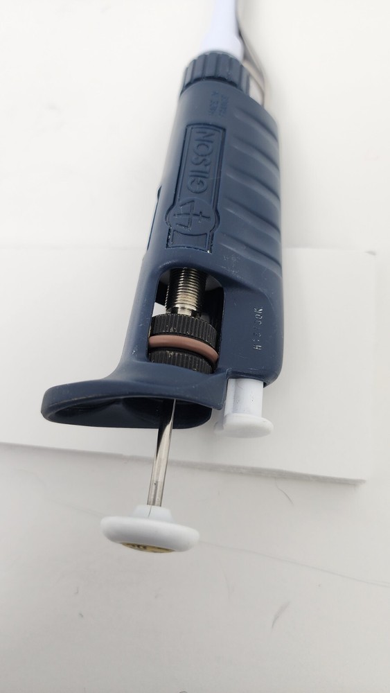 Gibson P20 | 2-20 uL | Single Channel Adjustable Volume Pipette