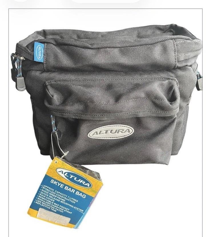 Altura Arran handlebar bag- NWT