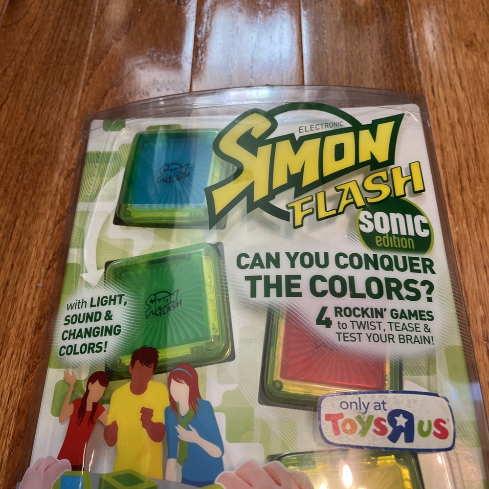 SIMON FLASH SONIC EDITION Hasbro Electronic Game Cubes , Sealed