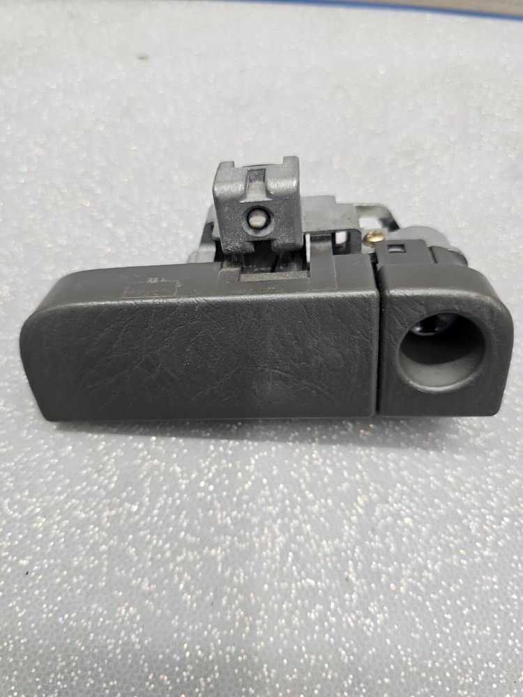 🔥2003-2008 Honda Pilot Glove Box Latch Lock Release Handle Compartment Assembly