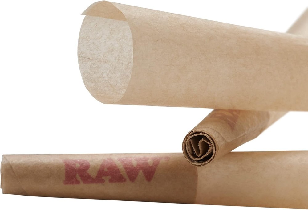 RAW Cones Classic 1 1/4 Size: 50 Pack
