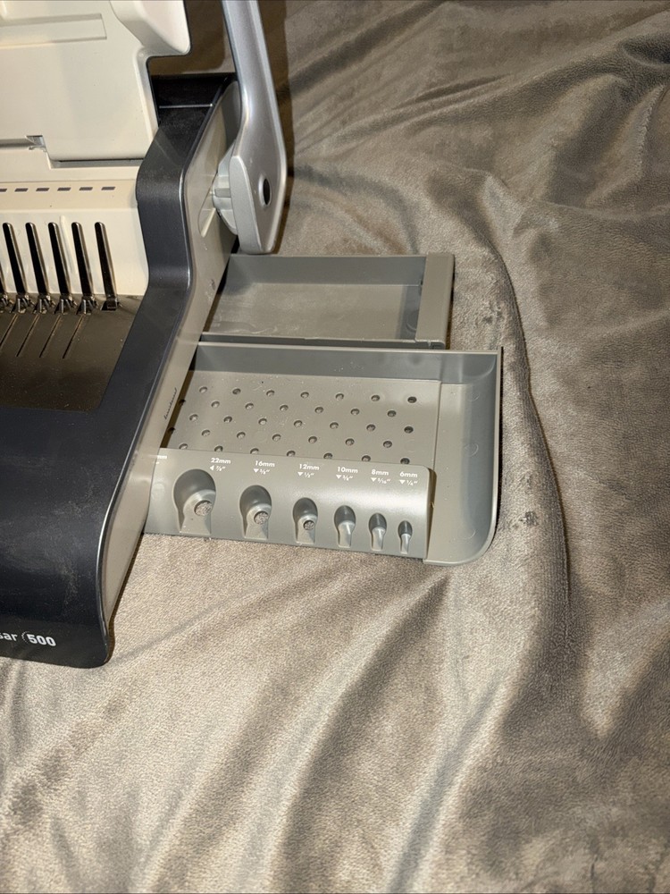 Fellowes Quasar 500 Manual Comb Binding Machine - CRC 52168