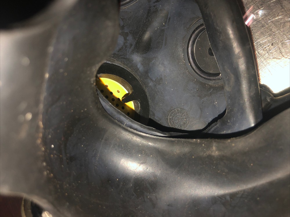 MSA BM-13D-17 MASK MEDIUM With Hose and adapter. Our #9