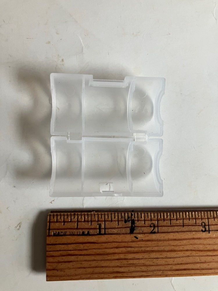 AA to C Battery Adapter Converter Case