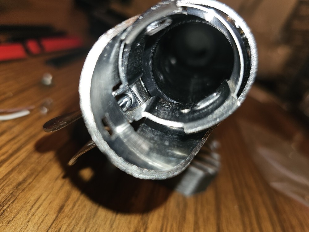 Skywalker Lightsaber Empty With Chassis