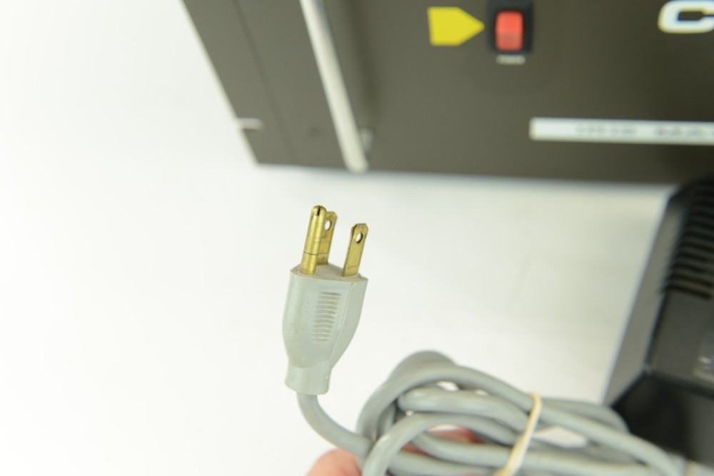 Iris Technologies Video Commander MX-3200 Video Matrix Rack Unit W/ Power Supply