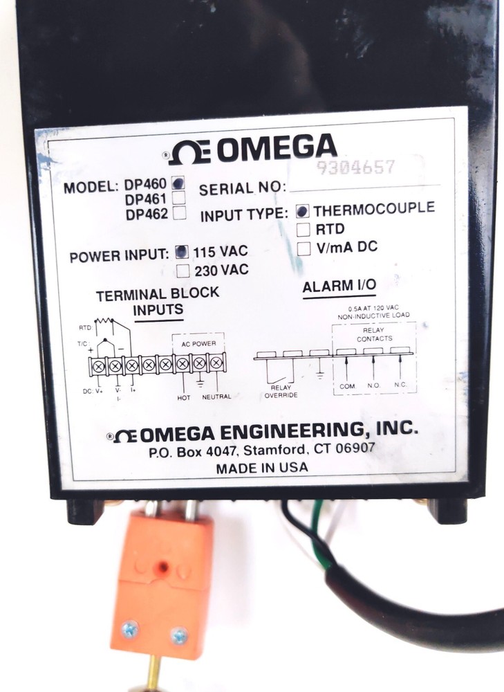 Omega DP460T Digital Temperature Panel Meter Thermometer 1/8 DIN