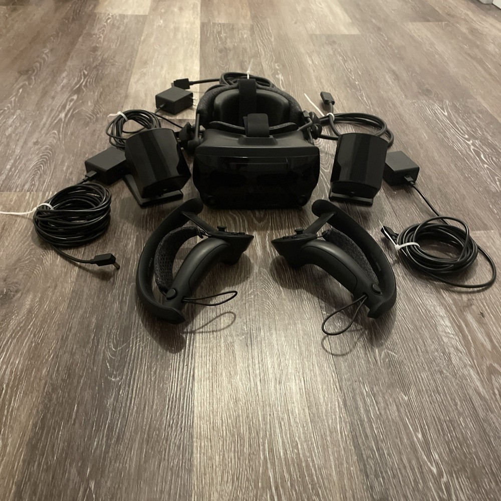 Valve Index PC And Console VR Headset Full Kit - Black - Tested Working