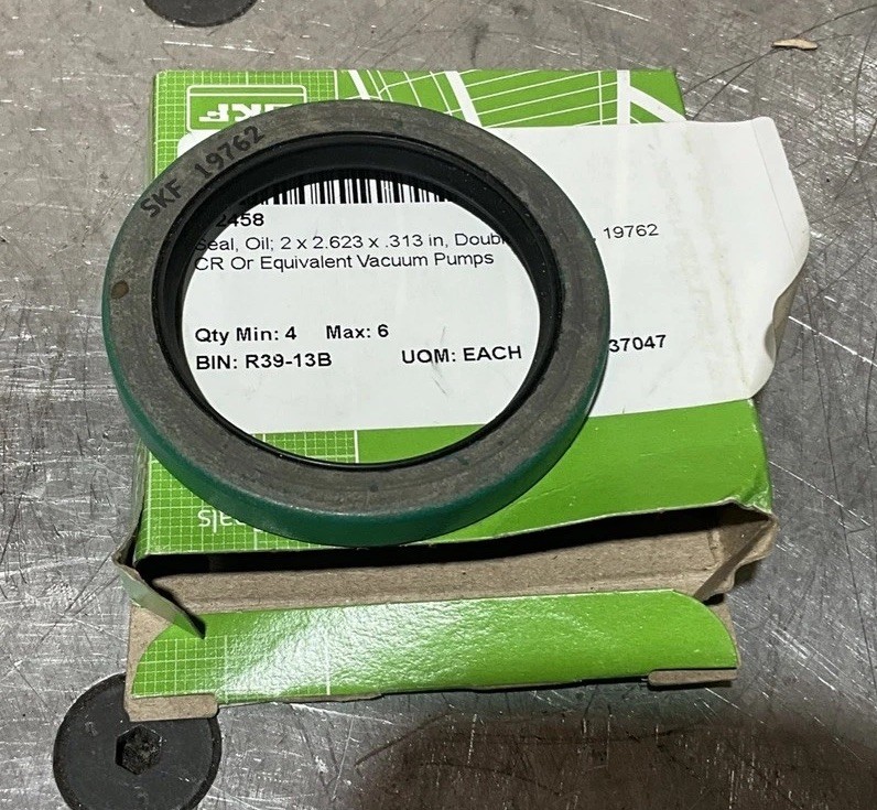 SKF 19762 / 19762 (NEW IN BOX)