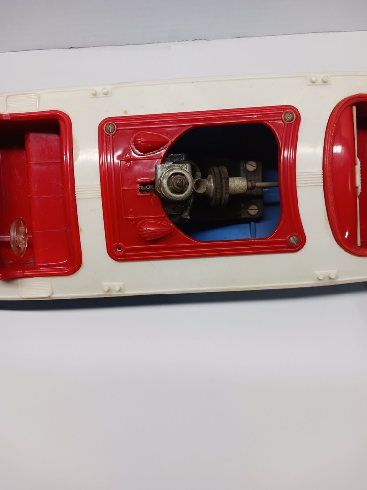 1950's Anderson Spit-craft Boat With Royal RC Engine