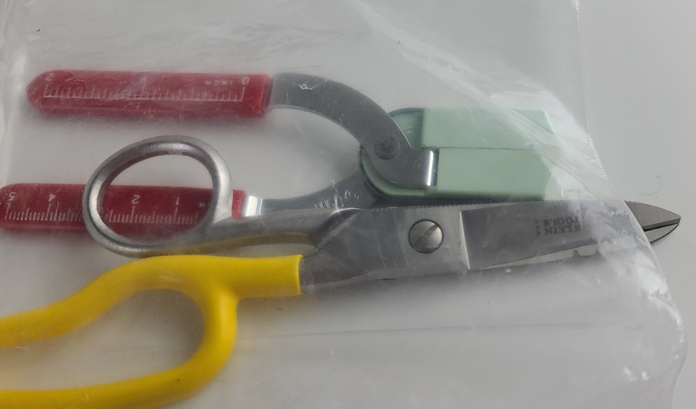 Sumitomo Type-25e Fusion Splicer ~ Powers On