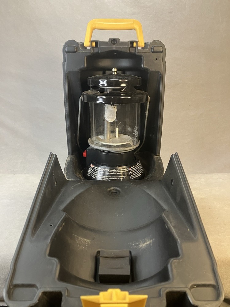 Coleman QuickPack Propane Lantern Plus Case