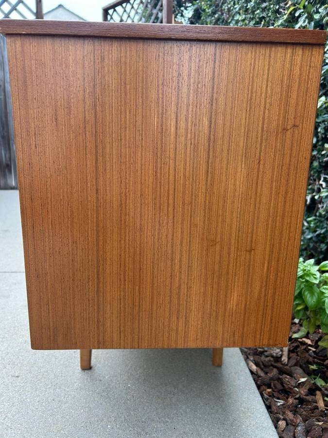 Mid Century Modern Teak Credenza/Sideboard