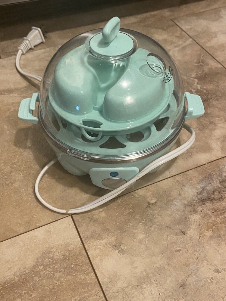 Dash Rapid Egg Cooker in Blue, 6 Egg Capacity