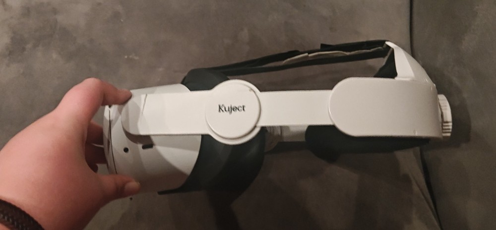 Meta Quest 2 Virtual Reality Headset 128GB, Standalone, upgraded strap