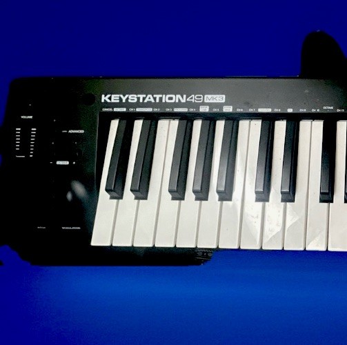 M-Audio Keystation 49 MK3 USB MIDI Controller