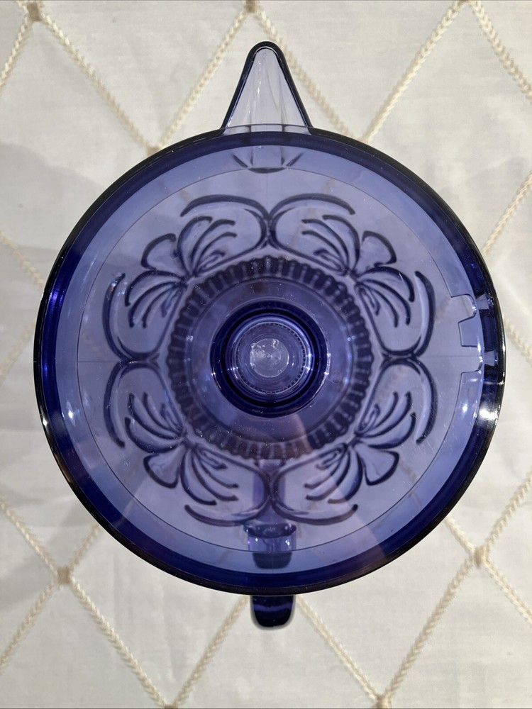 Le Cadeaux Fleur Acrylic Blue Pitcher