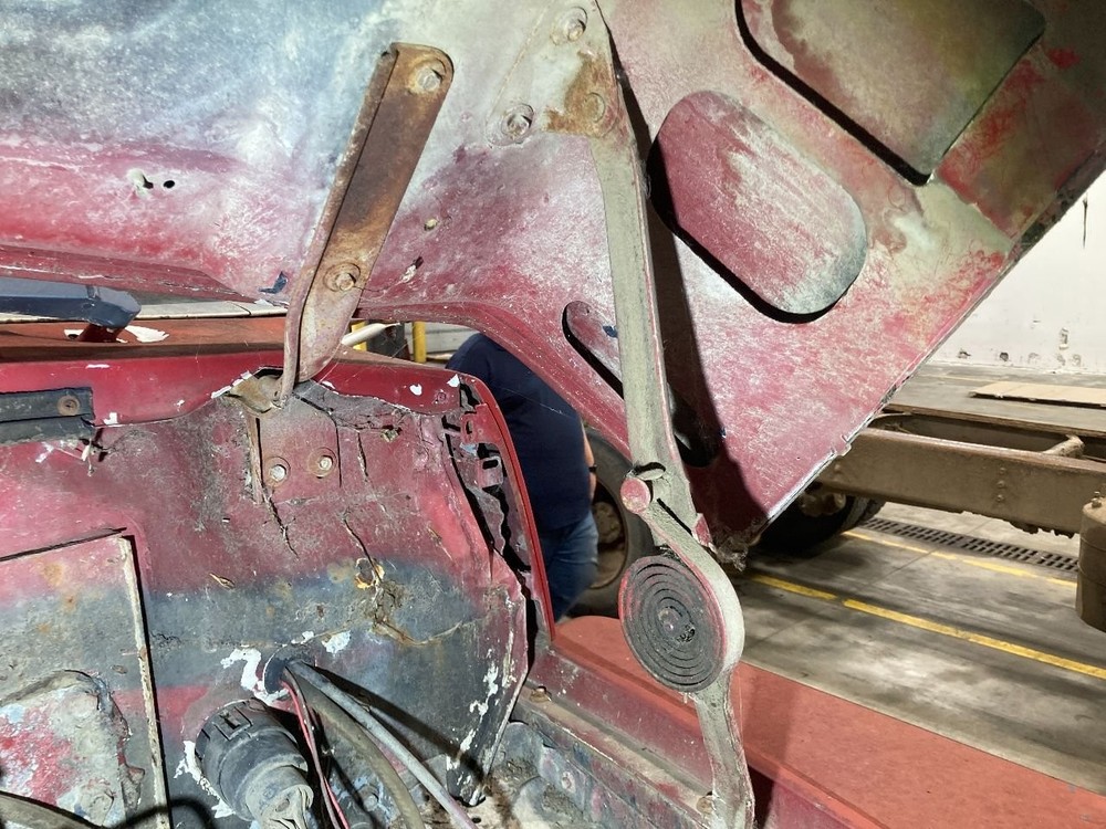 Ford F700 Left/Driver Hood Hinge - Used