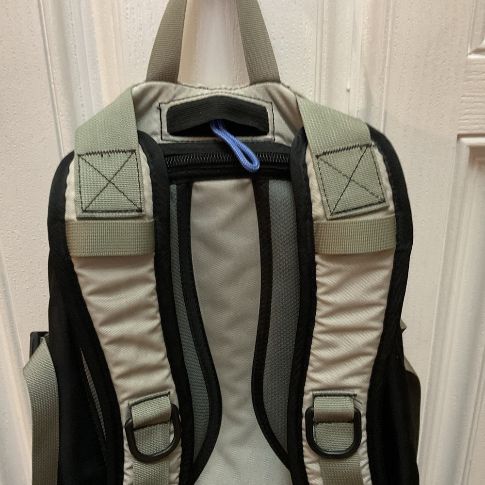 Camelbak ISIS Hydration Backpack Blue Grey Adjustable Shoulder Strap Day Pack