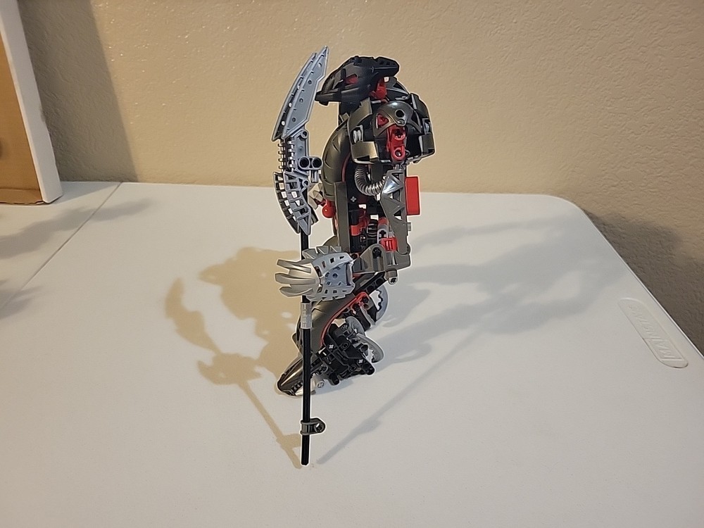 LEGO BIONICLE: Makuta (8593)