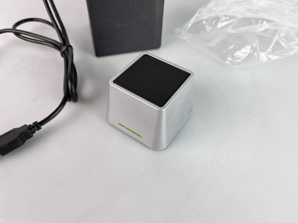 WorldSource Bluetooth Speaker 7199-33x02