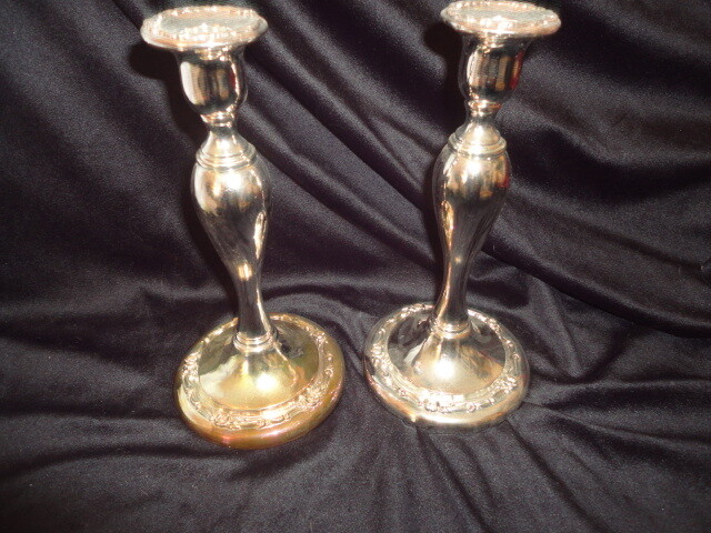 Oneida Royal Provincial Silverplated 9" Candlesticks - 1 Pair