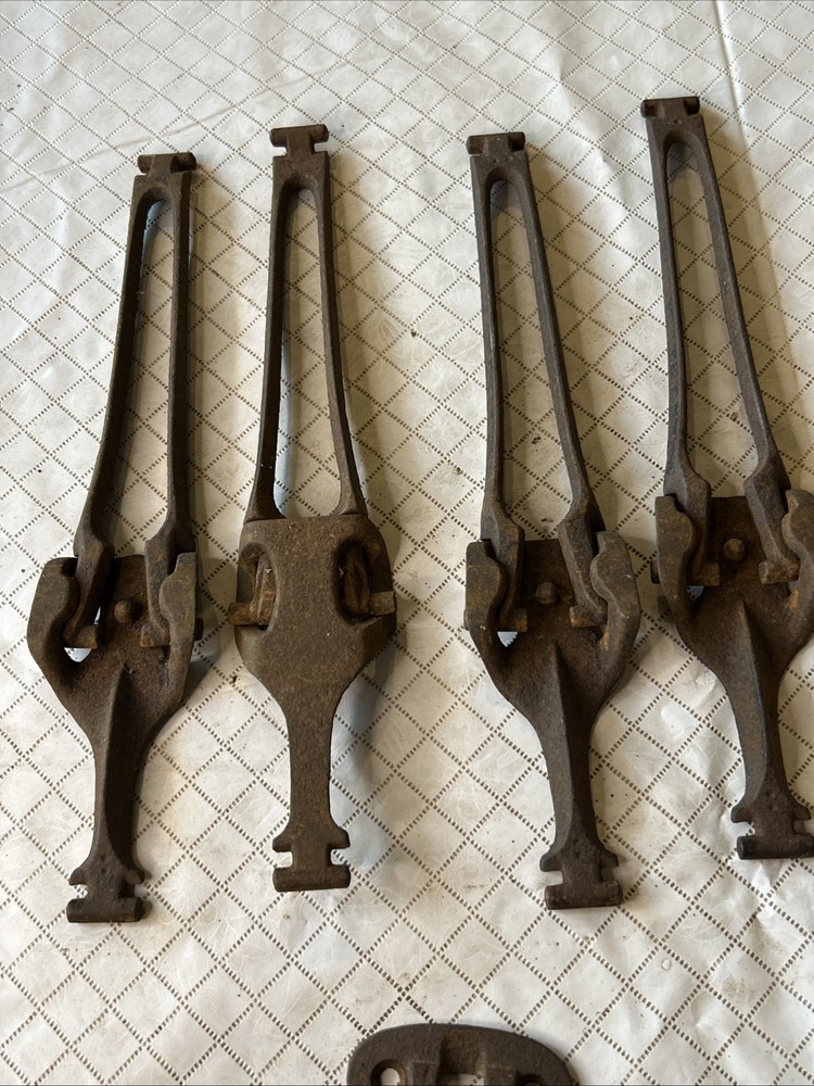 Antique (4) Cast Iron Drop Leaf Table Leaf Support Arms Brackets 10”