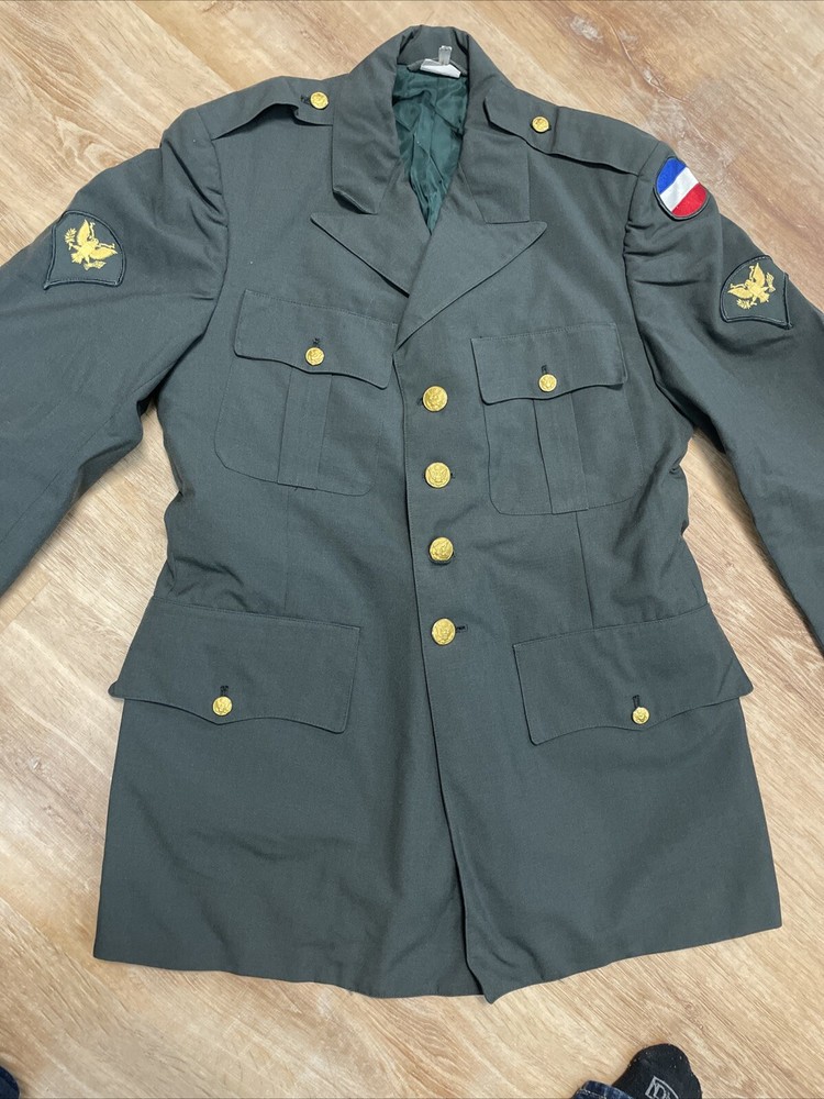 U.S Army Uniform Jacket Size 40 Regular