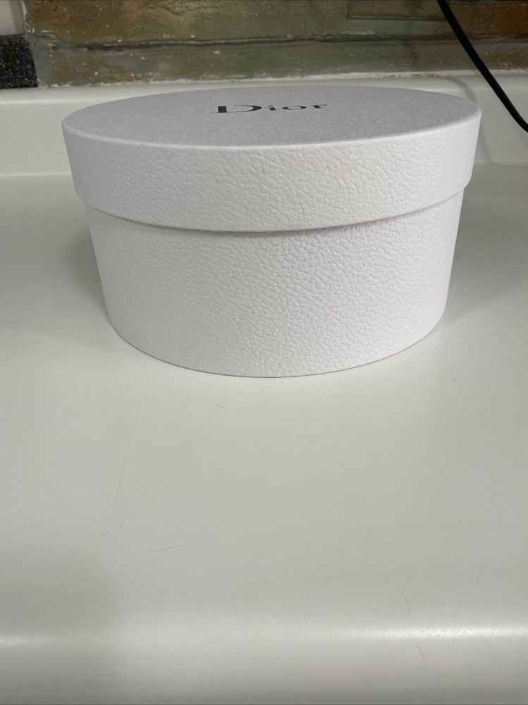 RARE DIOR Empty Round Gift Box White Gray Logo Pebble Texture HOLIDAY Storage