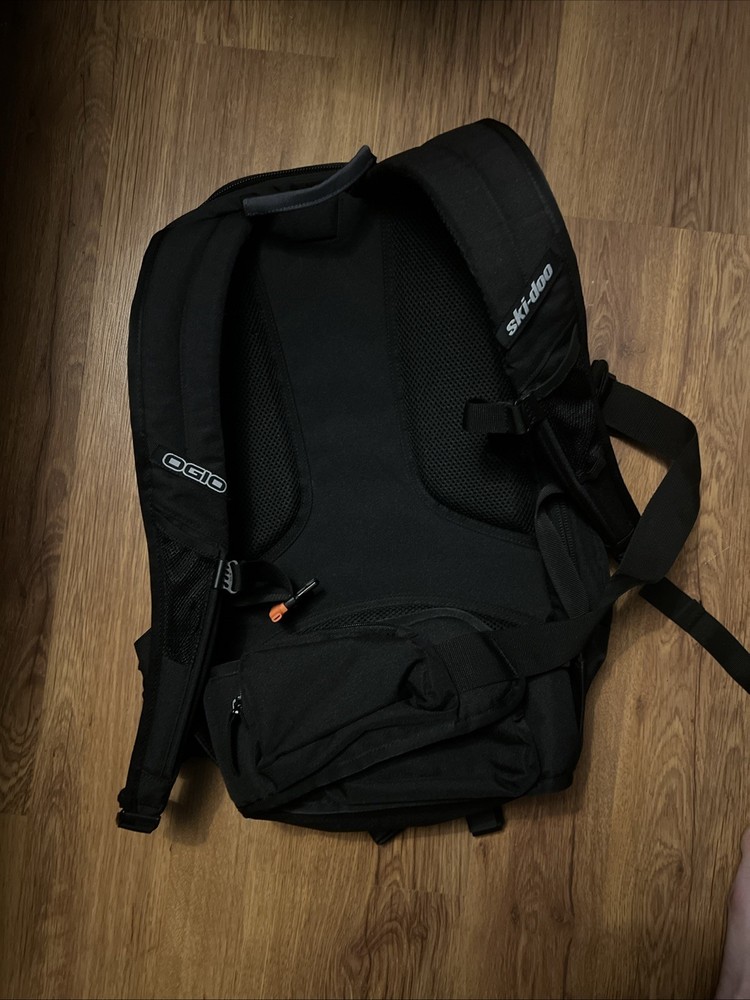 Ski-Doo Elevation backpack (black)