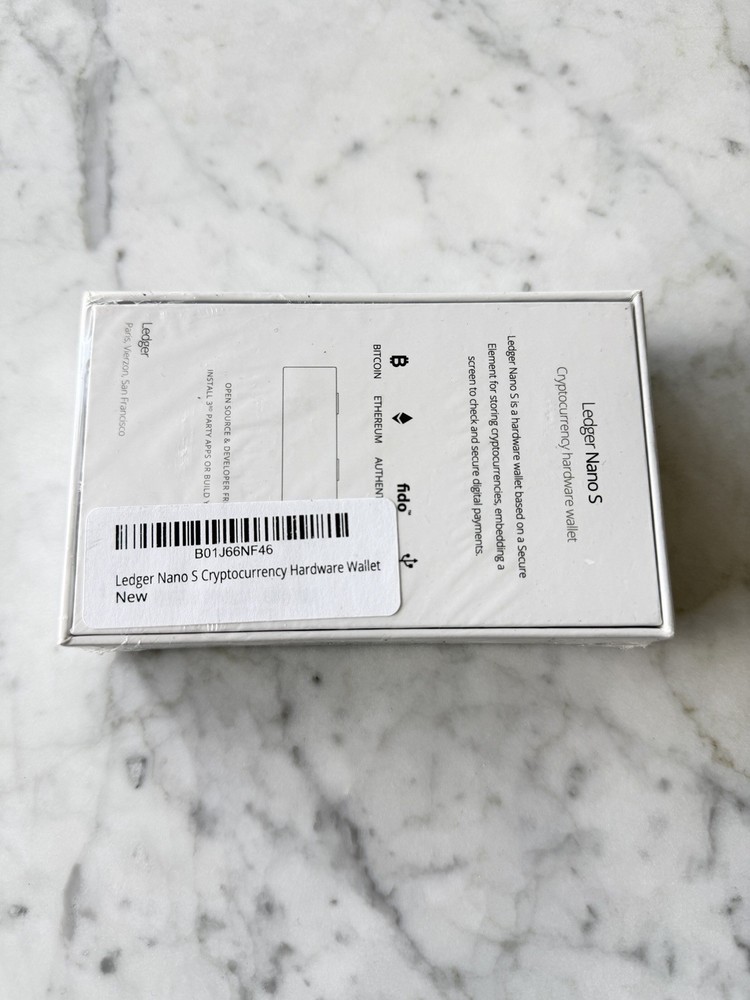 Ledger Nano S Crypto Cryptocurrency Hardware Wallet Cold Storage Bitcoin ETH SOL