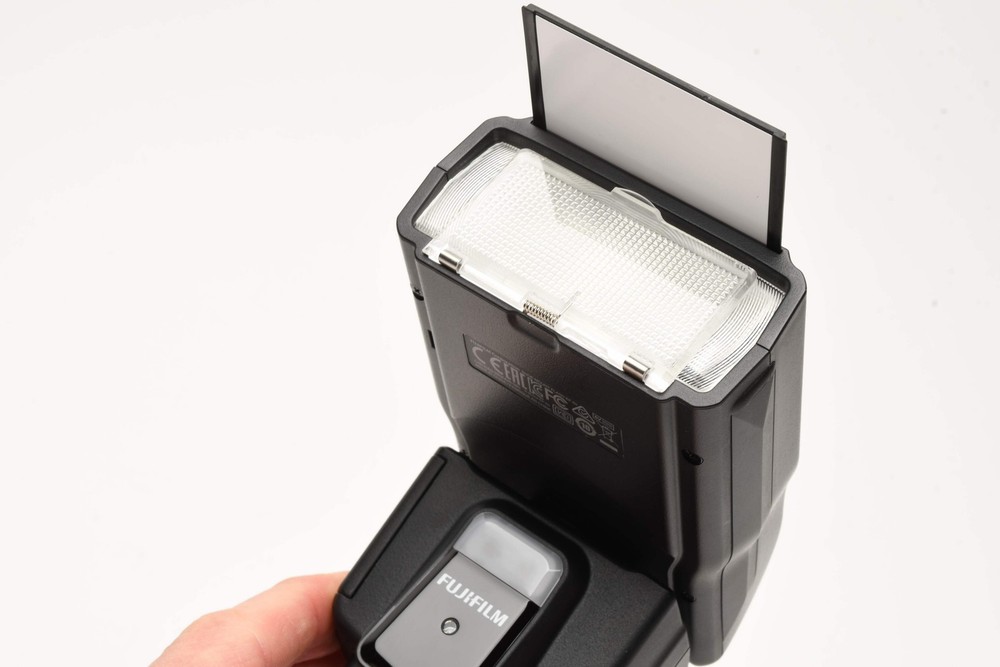 Fujifilm EF-60 Shoe Mount Flash, in case + stand + diffuser, Mint-