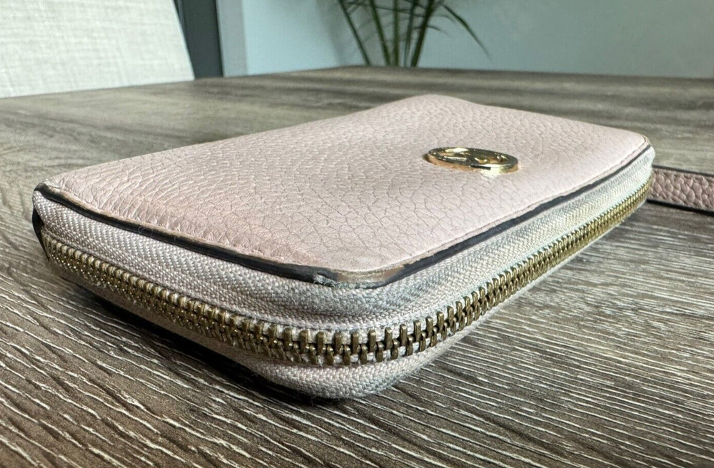 Michael Kors Multi Function Leather Phone Case Wallet