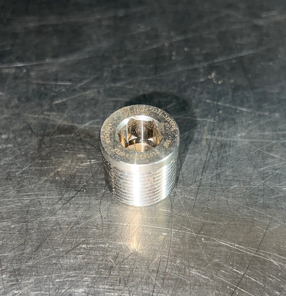 Rosemount M20 Hazardous location Plug Nos Surplus. 1 Piece