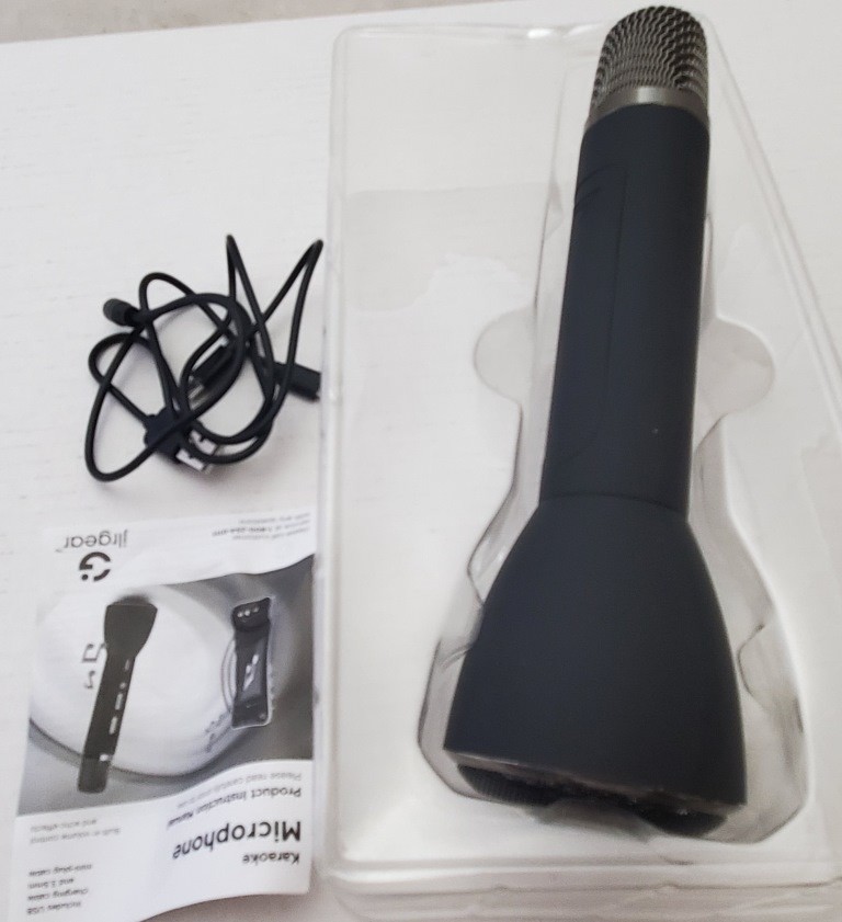 SmartGear Wireless Bluetooth Karaoke Microphone