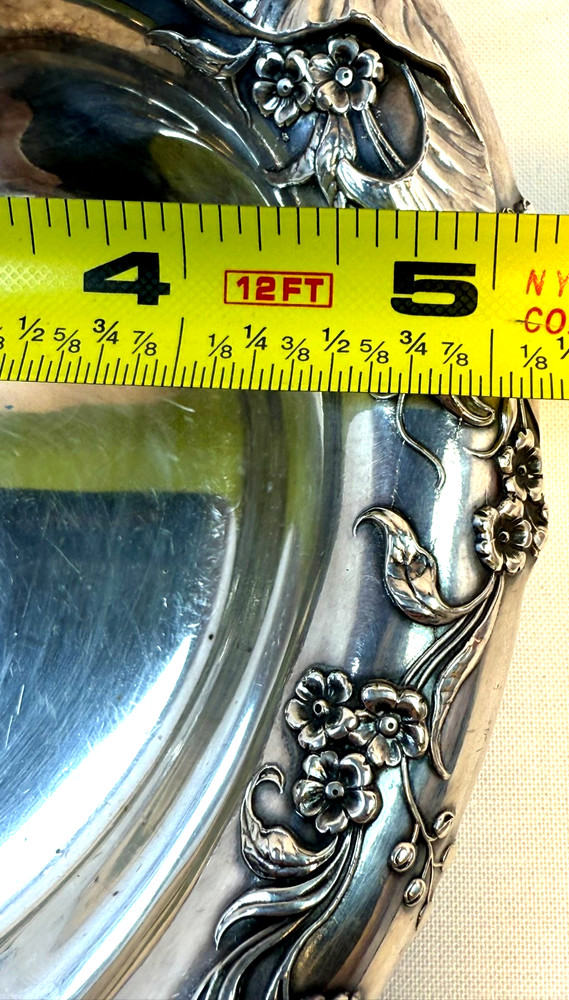 Reed & Barton 230 Heart Shaped Silverplate Snack Nut Dish Tray