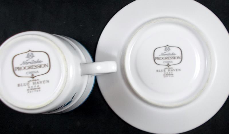 Noritake Blue Haven 5 Piece Place Setting 9004