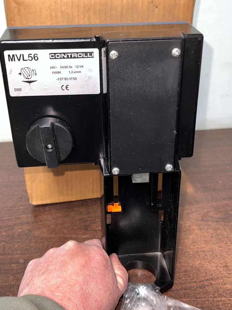 NEW CONTROLLI MVL56 LINEAR VALVE ACTUATOR. S6
