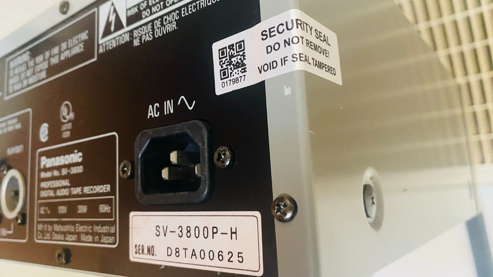 Panasonic SV-3800 Professional DAT Digital Audio Recorder/Player Fully Functions